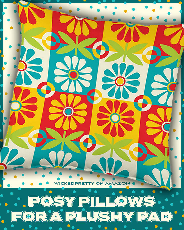 Bright &amp; Sunny Daisy Throw Pillow